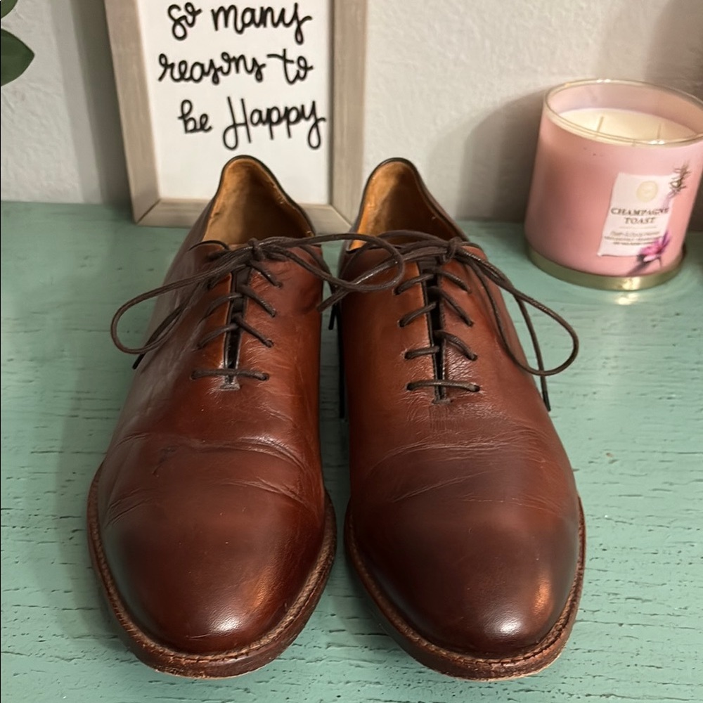Classic Brown Leather Derby Shoes - Men's Oxford Style